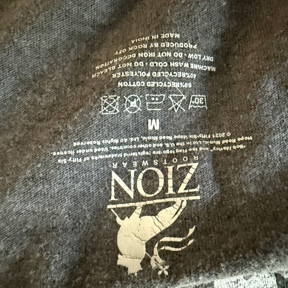 Bob Marley 1979 Graphic T-Shirt. Size Medium $25 - Picture 5 of 5